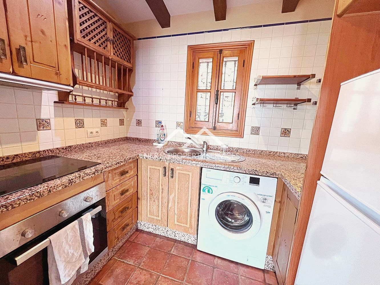 2 slaapkamer Villa te huur in Frigiliana met zwembad garage - € 1.400 (Ref: 5087260)