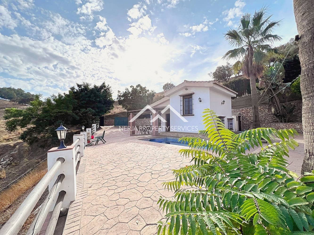 2 slaapkamer Villa te huur in Frigiliana met zwembad garage - € 1.400 (Ref: 5087260)