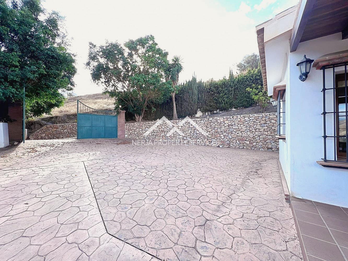 2 slaapkamer Villa te huur in Frigiliana met zwembad garage - € 1.400 (Ref: 5087260)