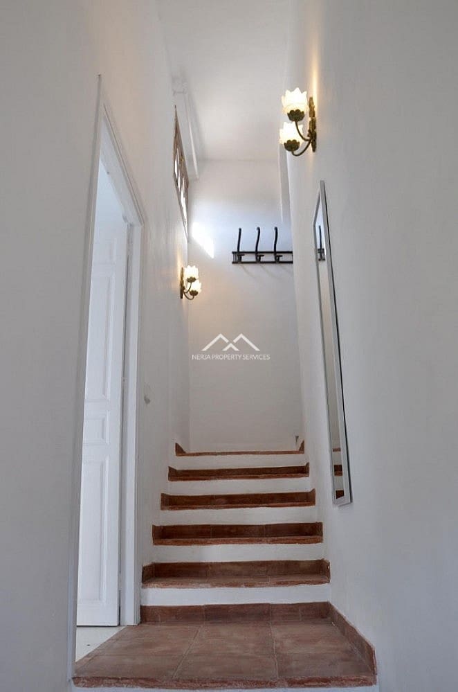 7 sypialnia Willa na sprzedaż w Frigiliana z garażem - 1 250 000 € (Ref: 5915092)