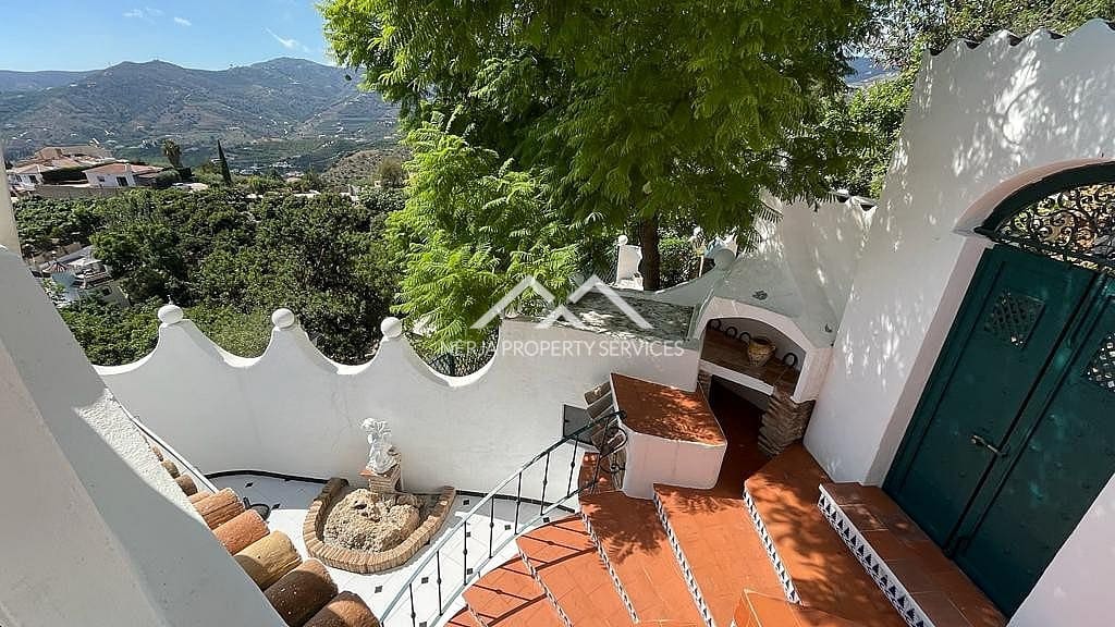 7 sypialnia Willa na sprzedaż w Frigiliana z garażem - 1 250 000 € (Ref: 5915092)