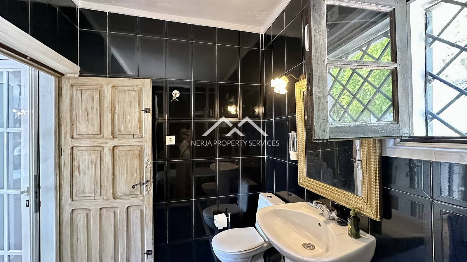 7 sypialnia Willa na sprzedaż w Frigiliana z garażem - 1 250 000 € (Ref: 5915092)