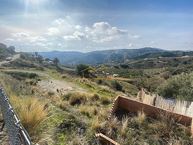 Grunde uden byggetilladelser til salg i Frigiliana - € 95.000 (Ref: 5976681)