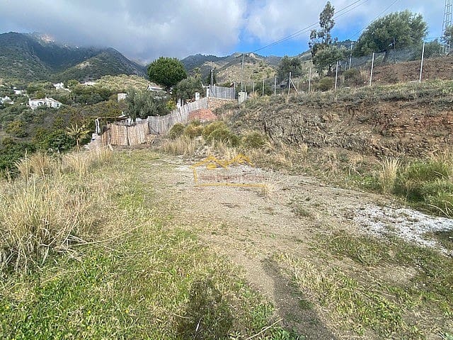 Grunde uden byggetilladelser til salg i Frigiliana - € 95.000 (Ref: 5976681)