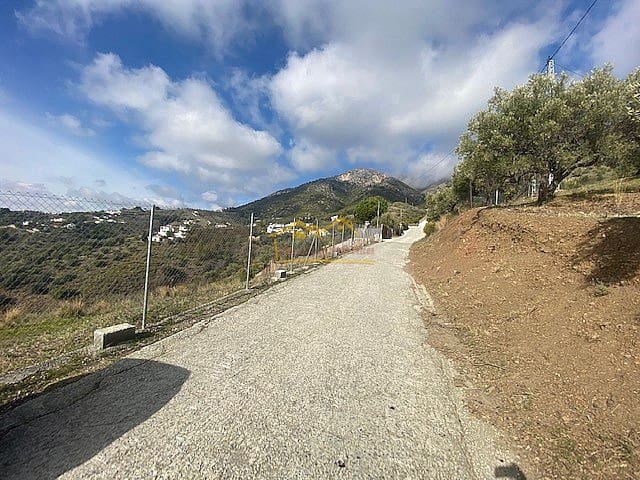 Grunde uden byggetilladelser til salg i Frigiliana - € 95.000 (Ref: 5976681)