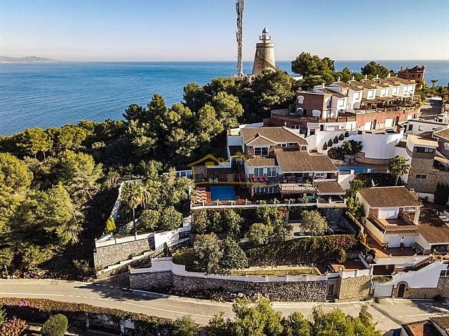 7 bedroom Villa for sale in La Herradura with pool - € 2,500,000 (Ref: 6266764)