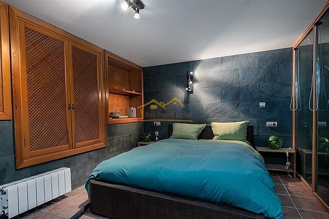 7 bedroom Villa for sale in La Herradura with pool - € 2,500,000 (Ref: 6266764)