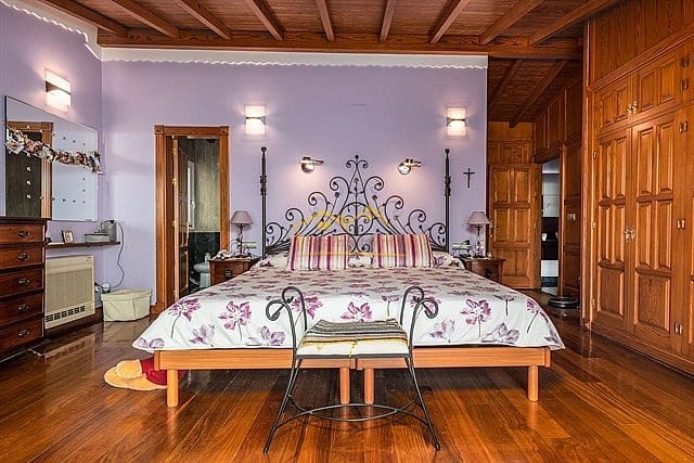 7 bedroom Villa for sale in La Herradura with pool - € 2,500,000 (Ref: 6266764)