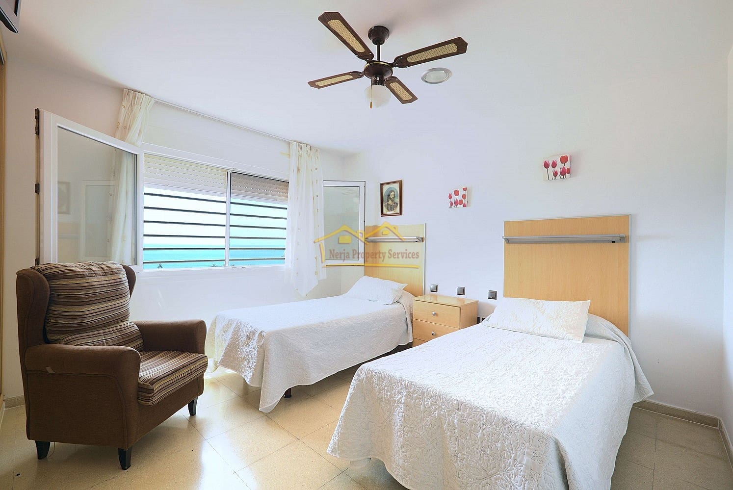 12 soveværelse Villa til salg i Almayate med garage - € 650.000 (Ref: 6588524)