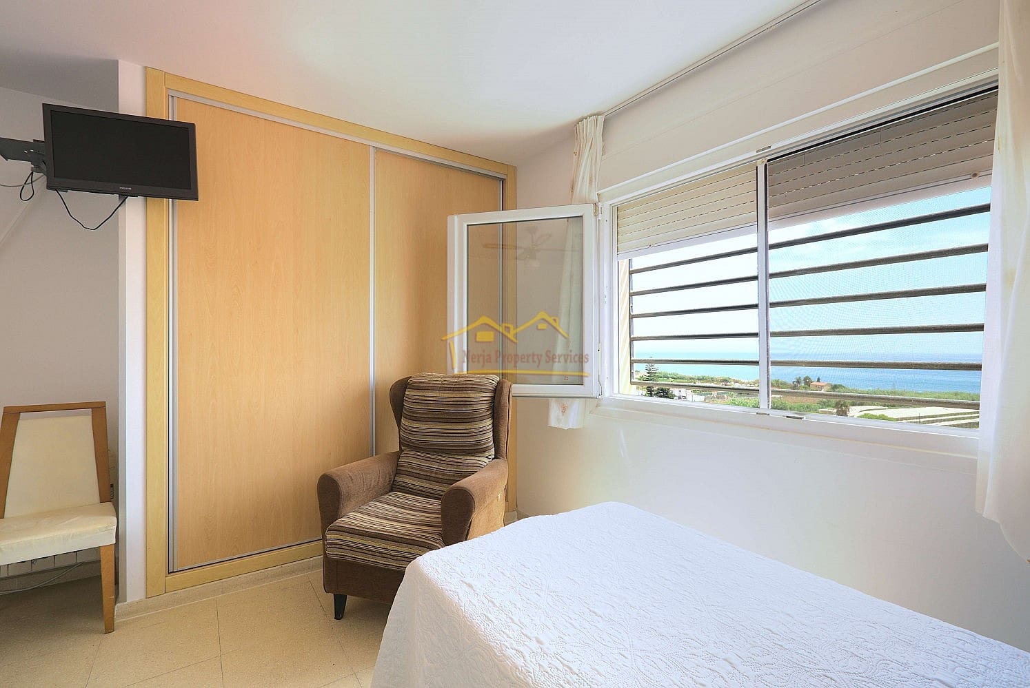 12 soveværelse Villa til salg i Almayate med garage - € 650.000 (Ref: 6588524)