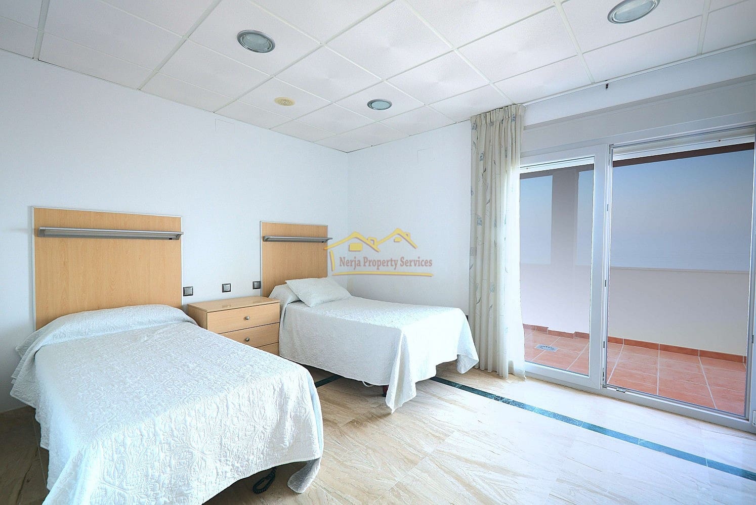 12 soveværelse Villa til salg i Almayate med garage - € 650.000 (Ref: 6588524)