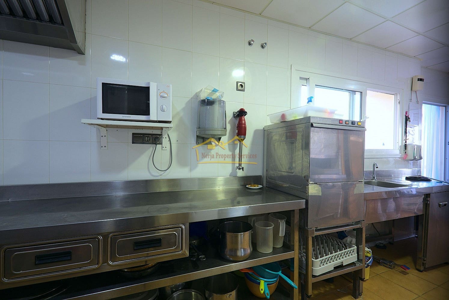 12 soveværelse Villa til salg i Almayate med garage - € 650.000 (Ref: 6588524)