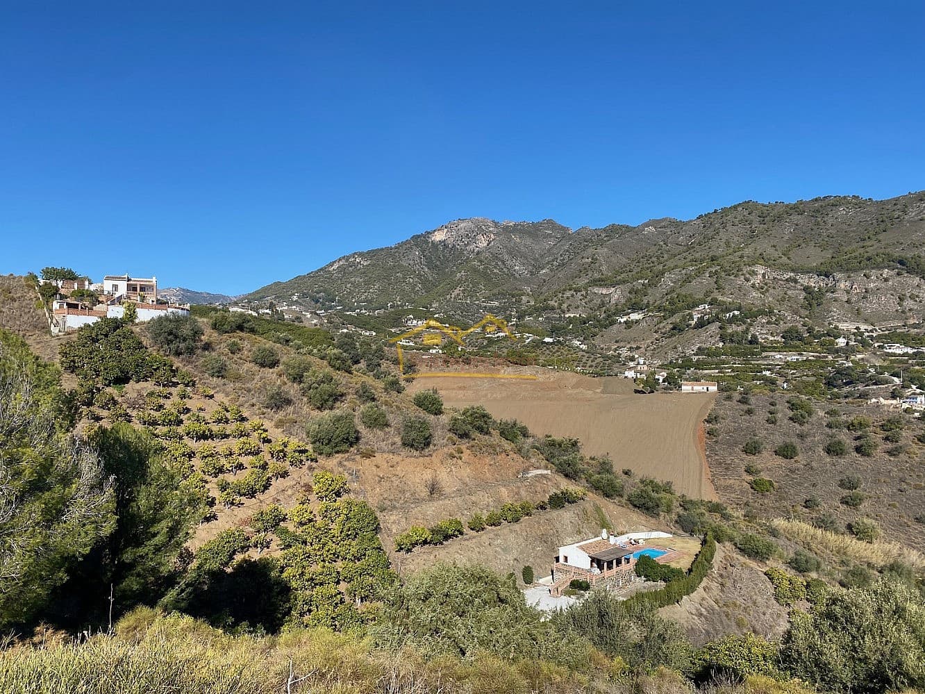 Grunde uden byggetilladelser til salg i Frigiliana - € 150.000 (Ref: 6639703)