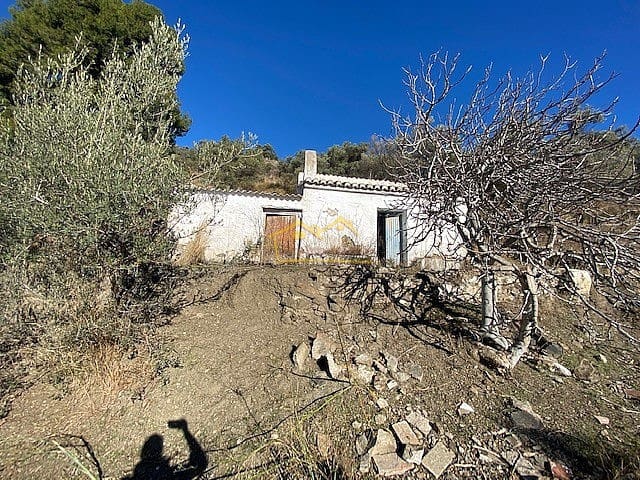 Grunde uden byggetilladelser til salg i Frigiliana - € 185.000 (Ref: 6639704)