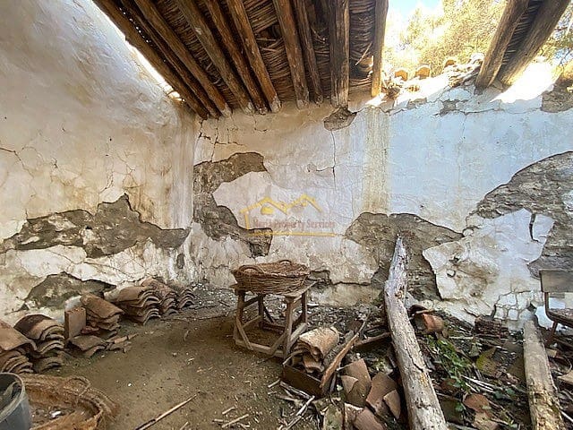 Grunde uden byggetilladelser til salg i Frigiliana - € 185.000 (Ref: 6639704)