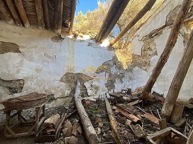 Grunde uden byggetilladelser til salg i Frigiliana - € 185.000 (Ref: 6639704)