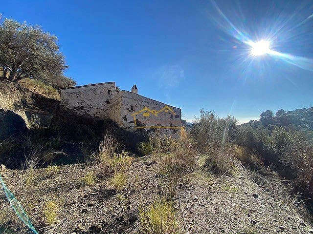 Grunde uden byggetilladelser til salg i Frigiliana - € 185.000 (Ref: 6639704)