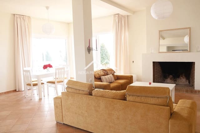 3 sypialnia Willa na sprzedaż w El Peñoncillo, Torrox - 675 000 € (Ref: 6639705)