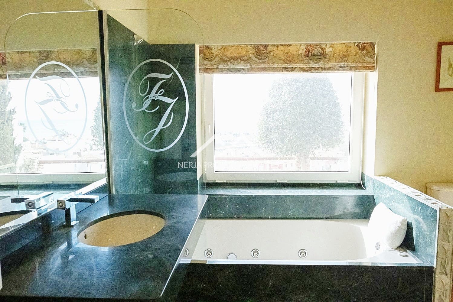 3 soveværelse Villa til salg i Torrox-Costa - € 675.000 (Ref: 6639705)