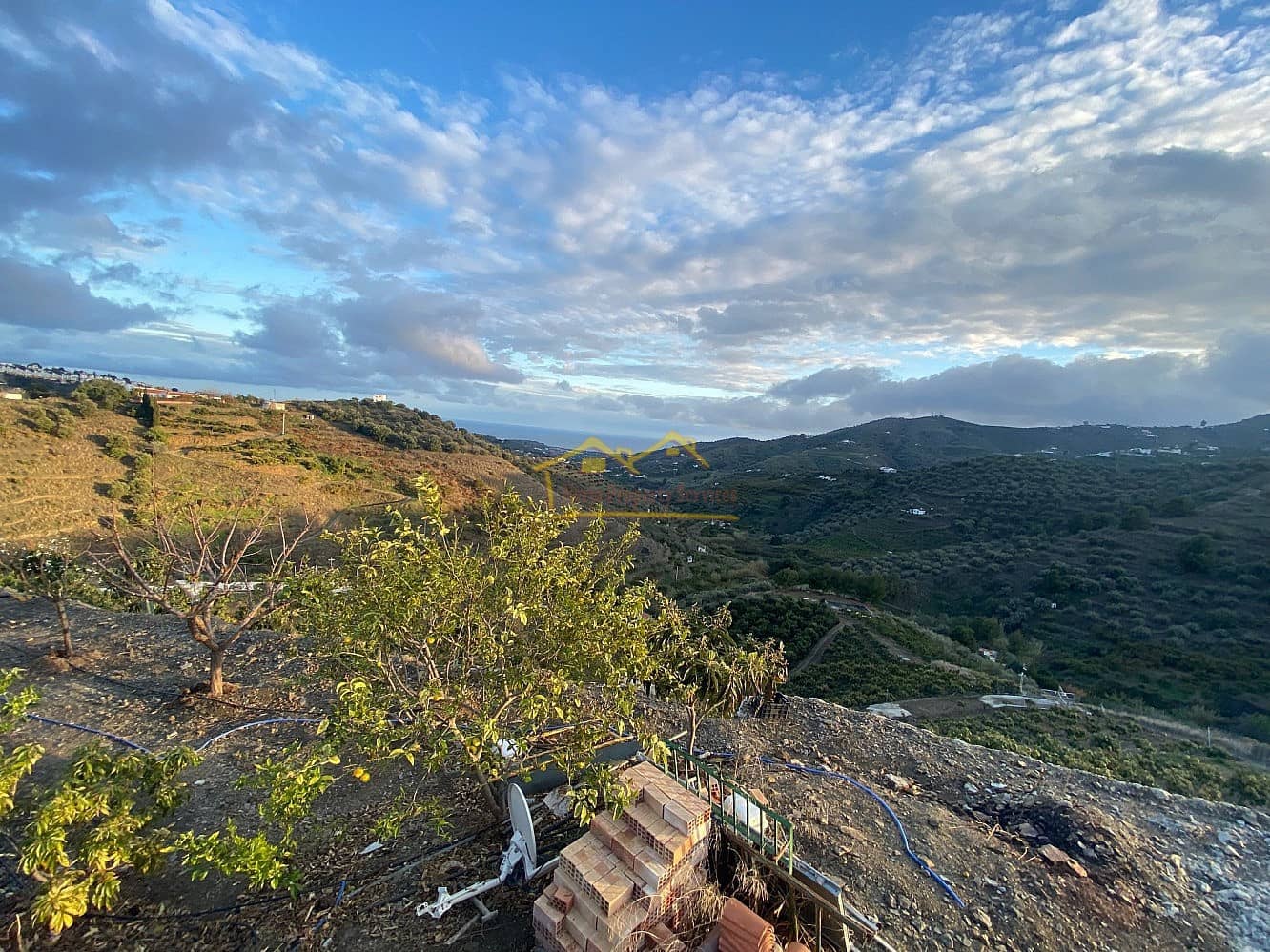 Finka/Dom wiejski na sprzedaż w Frigiliana z garażem - 180 000 € (Ref: 6707763)