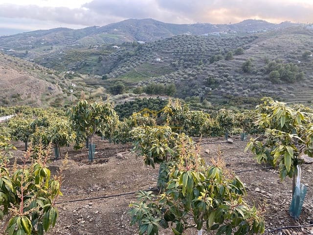 Finka/Dom wiejski na sprzedaż w Frigiliana z garażem - 180 000 € (Ref: 6707763)