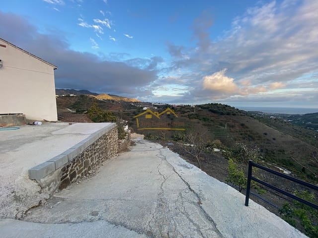 Finka/Dom wiejski na sprzedaż w Frigiliana z garażem - 180 000 € (Ref: 6707763)