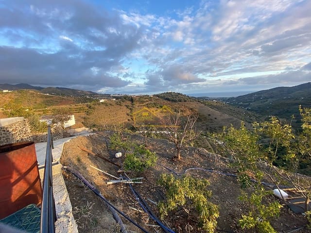 Finka/Dom wiejski na sprzedaż w Frigiliana z garażem - 180 000 € (Ref: 6707763)