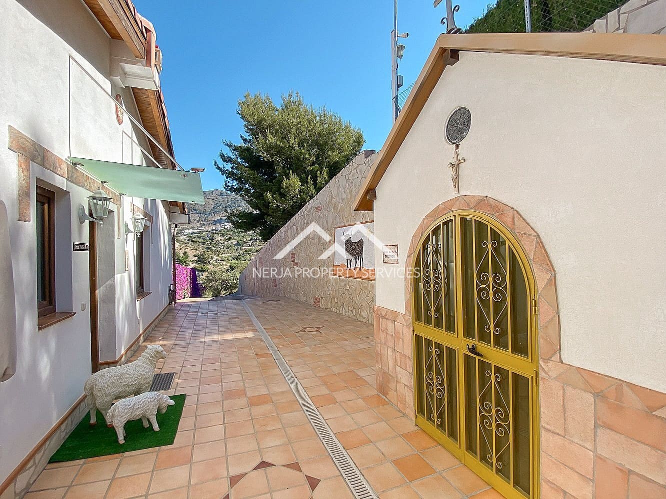 4 soveværelse Villa til salg i Frigiliana med swimmingpool garage - € 780.000 (Ref: 6905407)