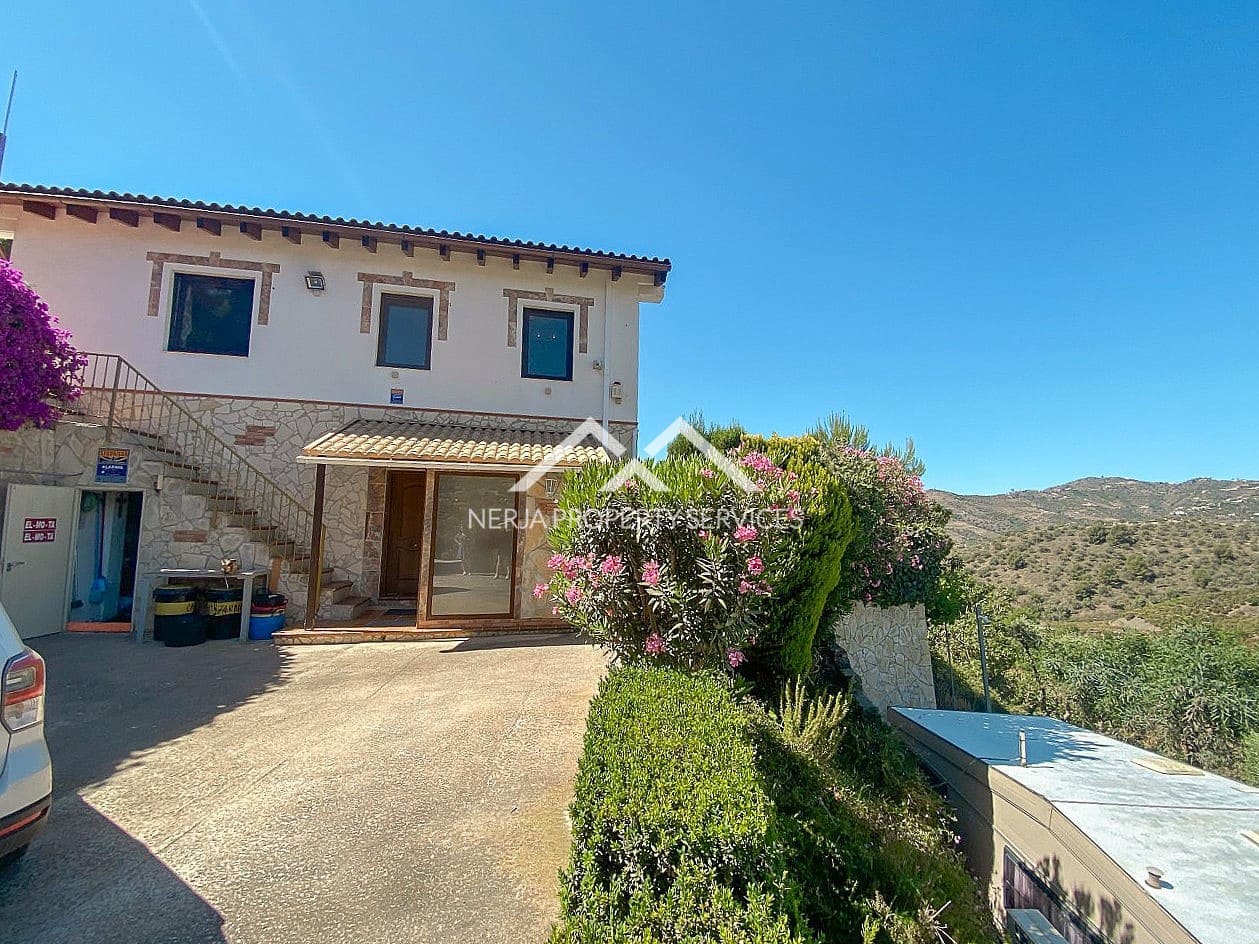 4 soveværelse Villa til salg i Frigiliana med swimmingpool garage - € 780.000 (Ref: 6905407)