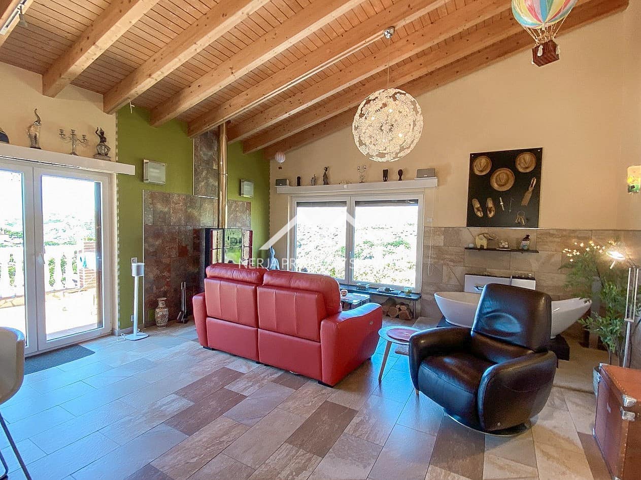 4 soveværelse Villa til salg i Frigiliana med swimmingpool garage - € 780.000 (Ref: 6905407)