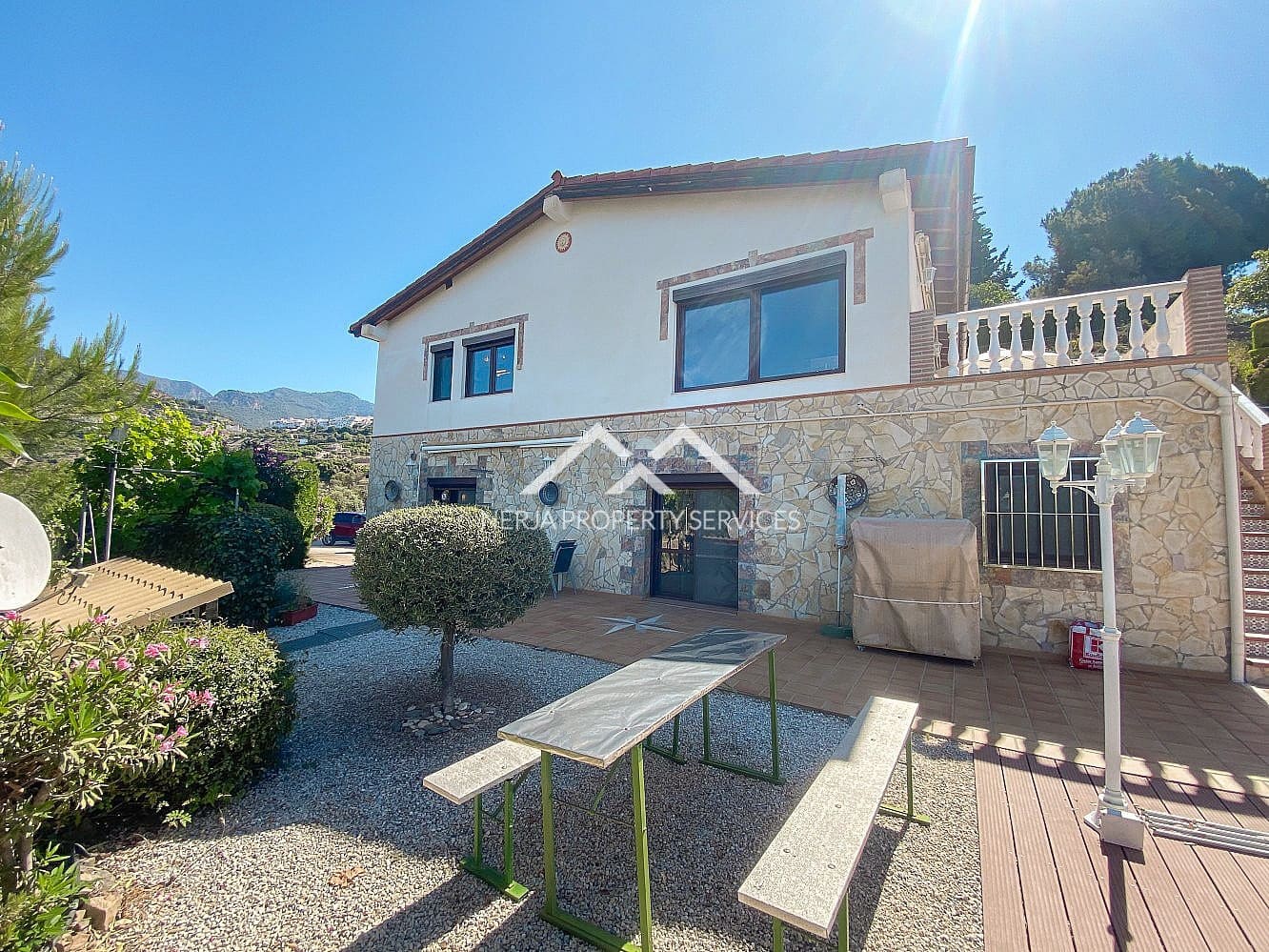 4 soveværelse Villa til salg i Frigiliana med swimmingpool garage - € 780.000 (Ref: 6905407)