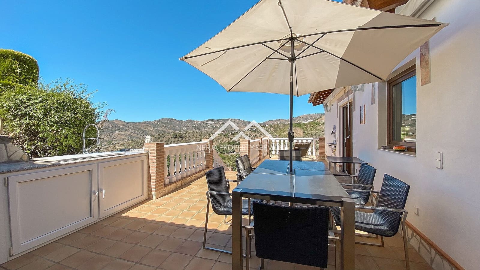 4 soveværelse Villa til salg i Frigiliana med swimmingpool garage - € 780.000 (Ref: 6905407)