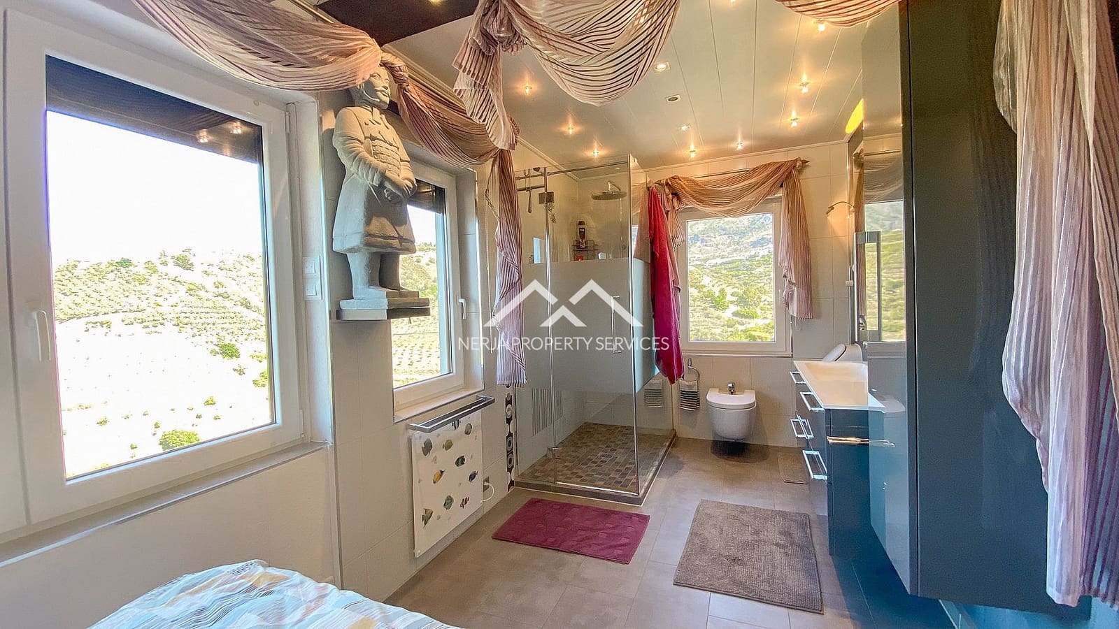 4 soveværelse Villa til salg i Frigiliana med swimmingpool garage - € 780.000 (Ref: 6905407)