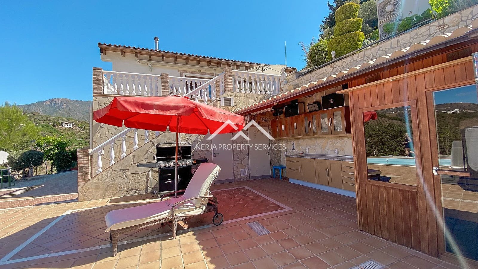 4 soveværelse Villa til salg i Frigiliana med swimmingpool garage - € 780.000 (Ref: 6905407)