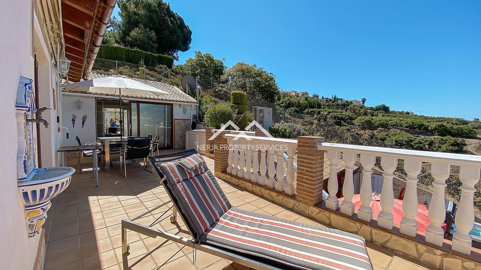 4 soveværelse Villa til salg i Frigiliana med swimmingpool garage - € 780.000 (Ref: 6905407)