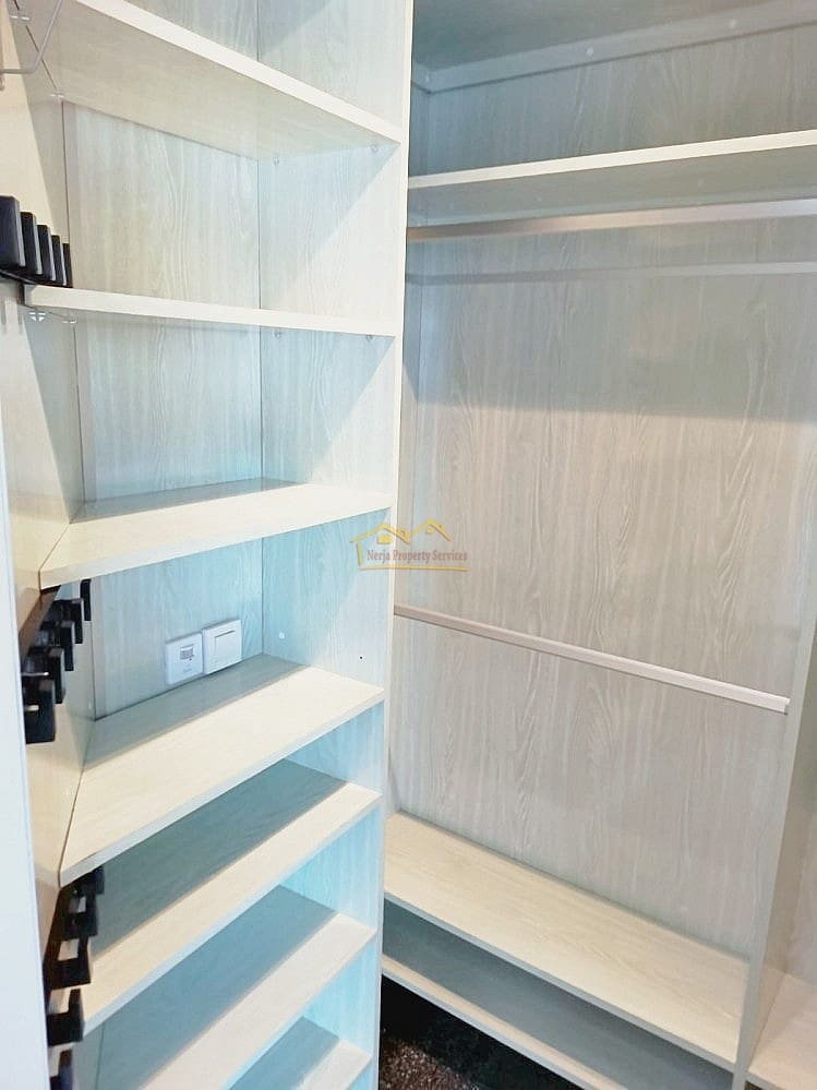 4 soveværelse Villa til salg i Nerja med swimmingpool garage - € 510.000 (Ref: 7051710)