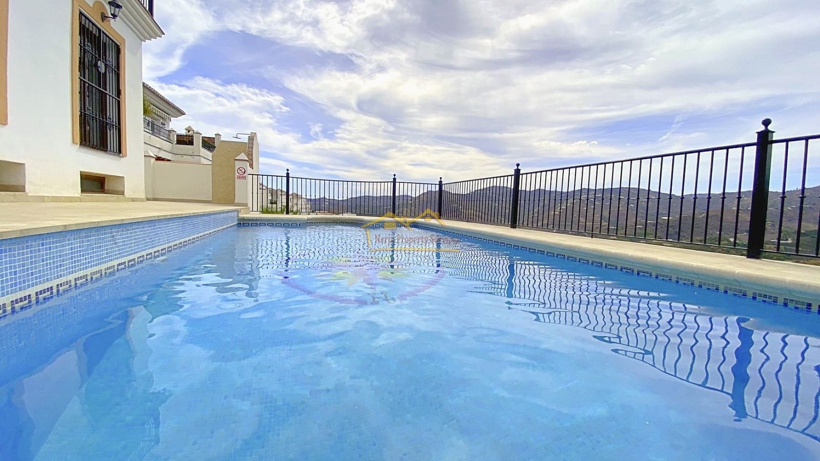 5 soverom Villa til salgs i Frigiliana med svømmebasseng - € 850 000 (Ref: 7063332)