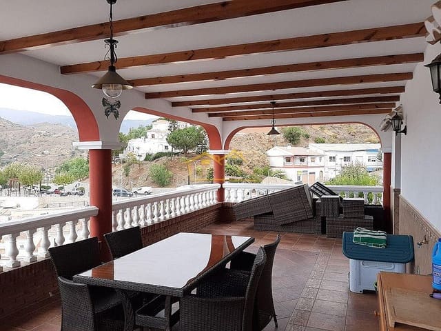 4 sovrum Hus till salu i Sayalonga - 237 000 € (Ref: 7277942)