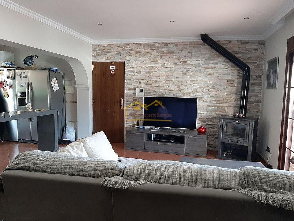 4 soveværelse Byhus til salg i Sayalonga - € 237.000 (Ref: 7277942)