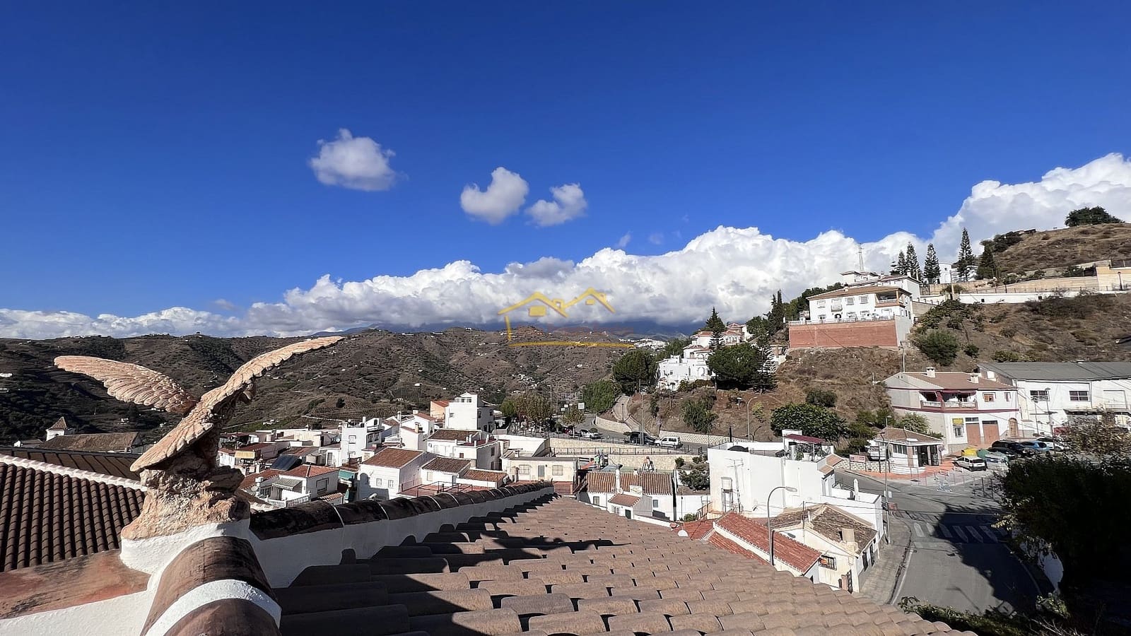 4 soveværelse Byhus til salg i Sayalonga - € 237.000 (Ref: 7277942)