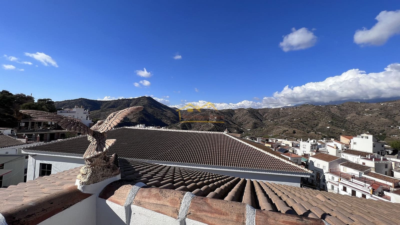 4 soveværelse Byhus til salg i Sayalonga - € 237.000 (Ref: 7277942)