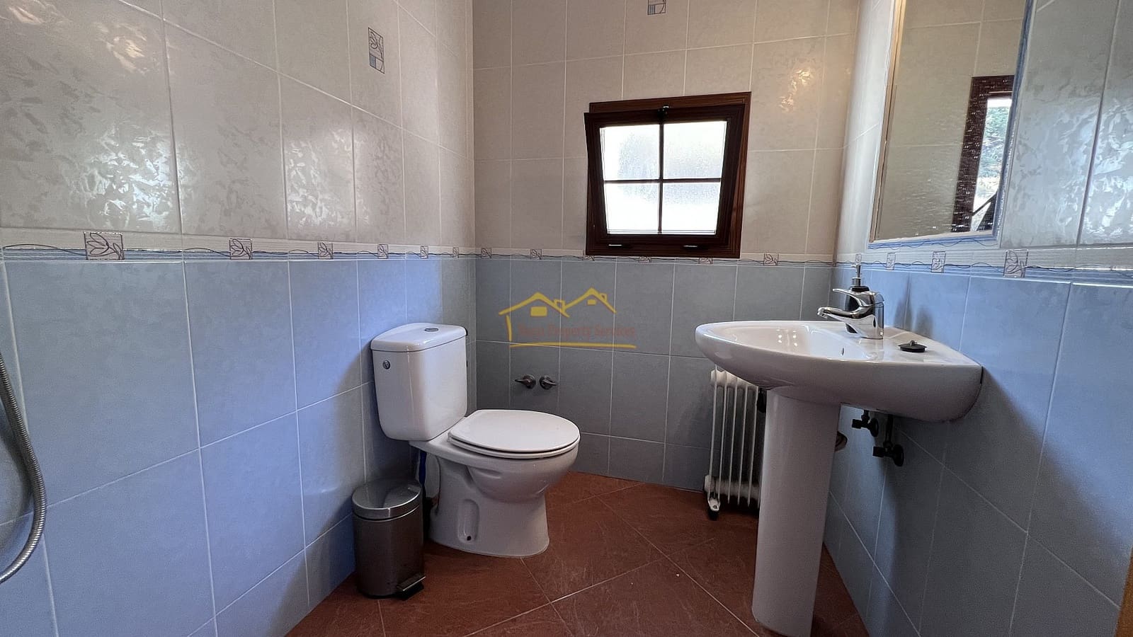 4 soveværelse Byhus til salg i Sayalonga - € 237.000 (Ref: 7277942)