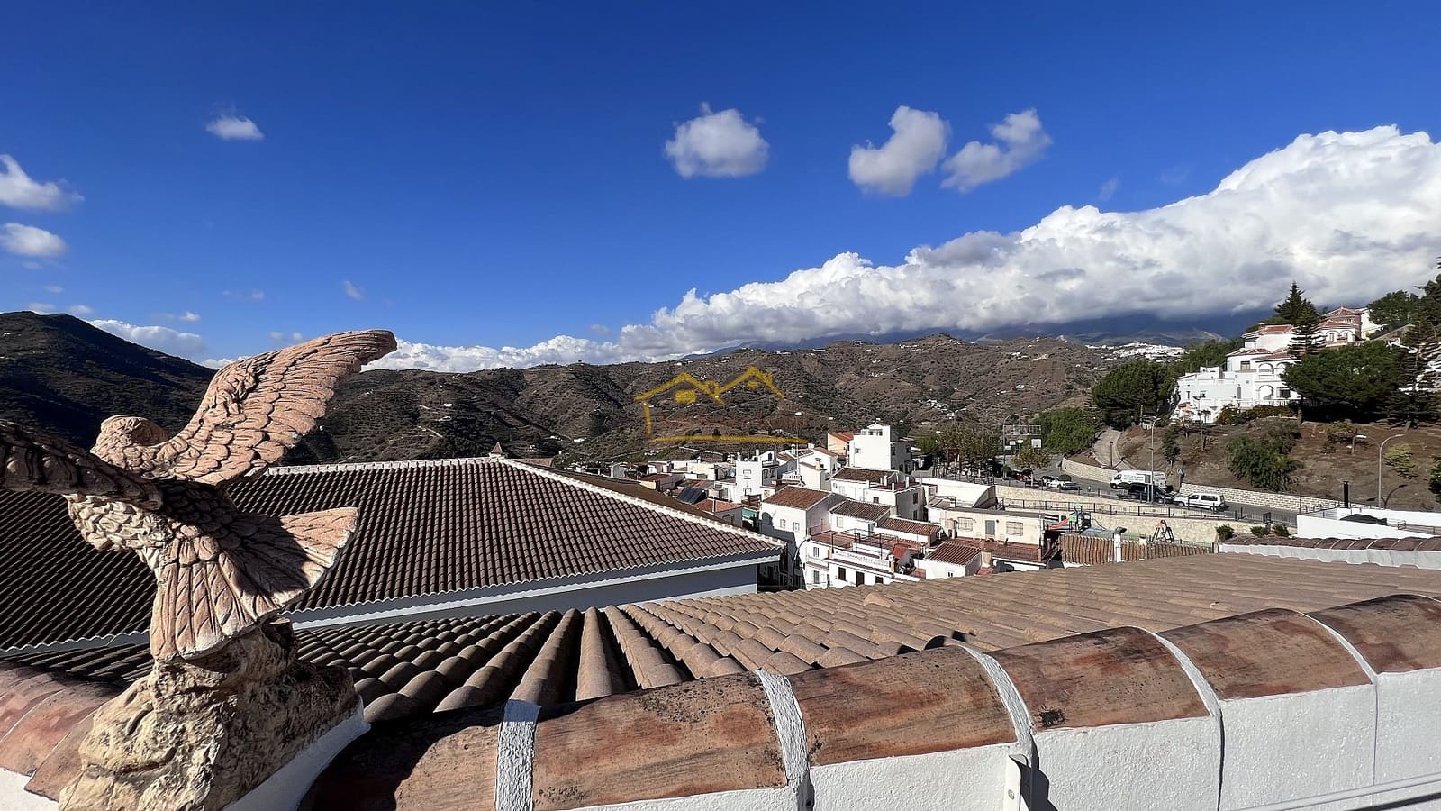 4 soveværelse Byhus til salg i Sayalonga - € 237.000 (Ref: 7277942)