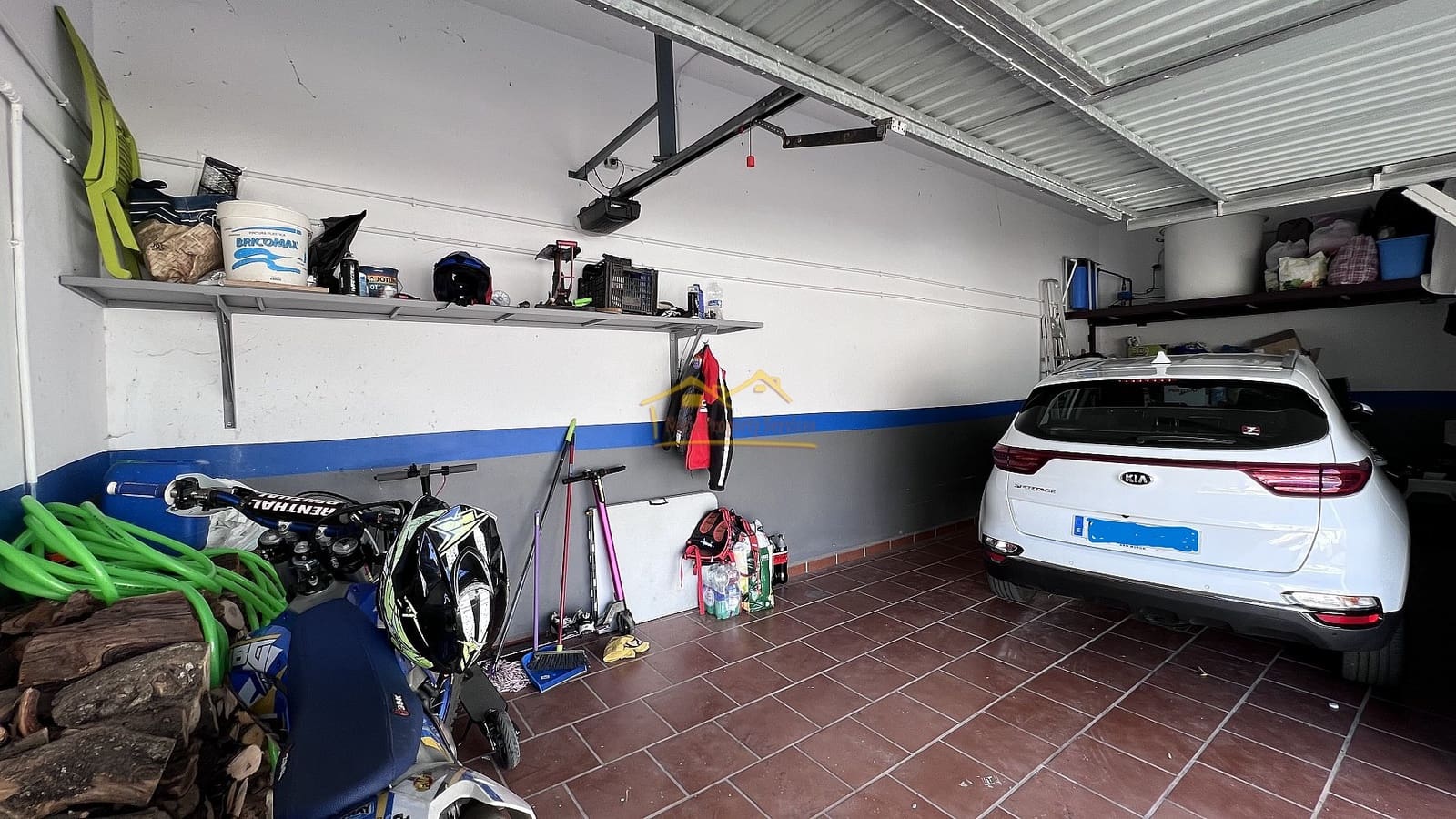 4 soveværelse Byhus til salg i Sayalonga - € 237.000 (Ref: 7277942)