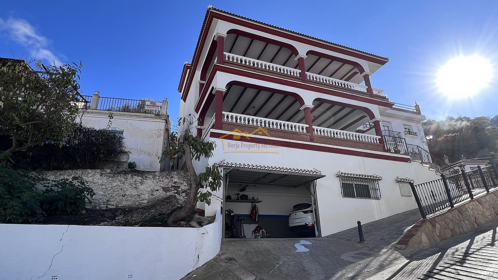 4 soveværelse Byhus til salg i Sayalonga - € 237.000 (Ref: 7277942)