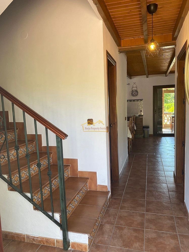 3 soverom Villa til salgs i Torrox med svømmebasseng garasje - € 400 000 (Ref: 7337938)