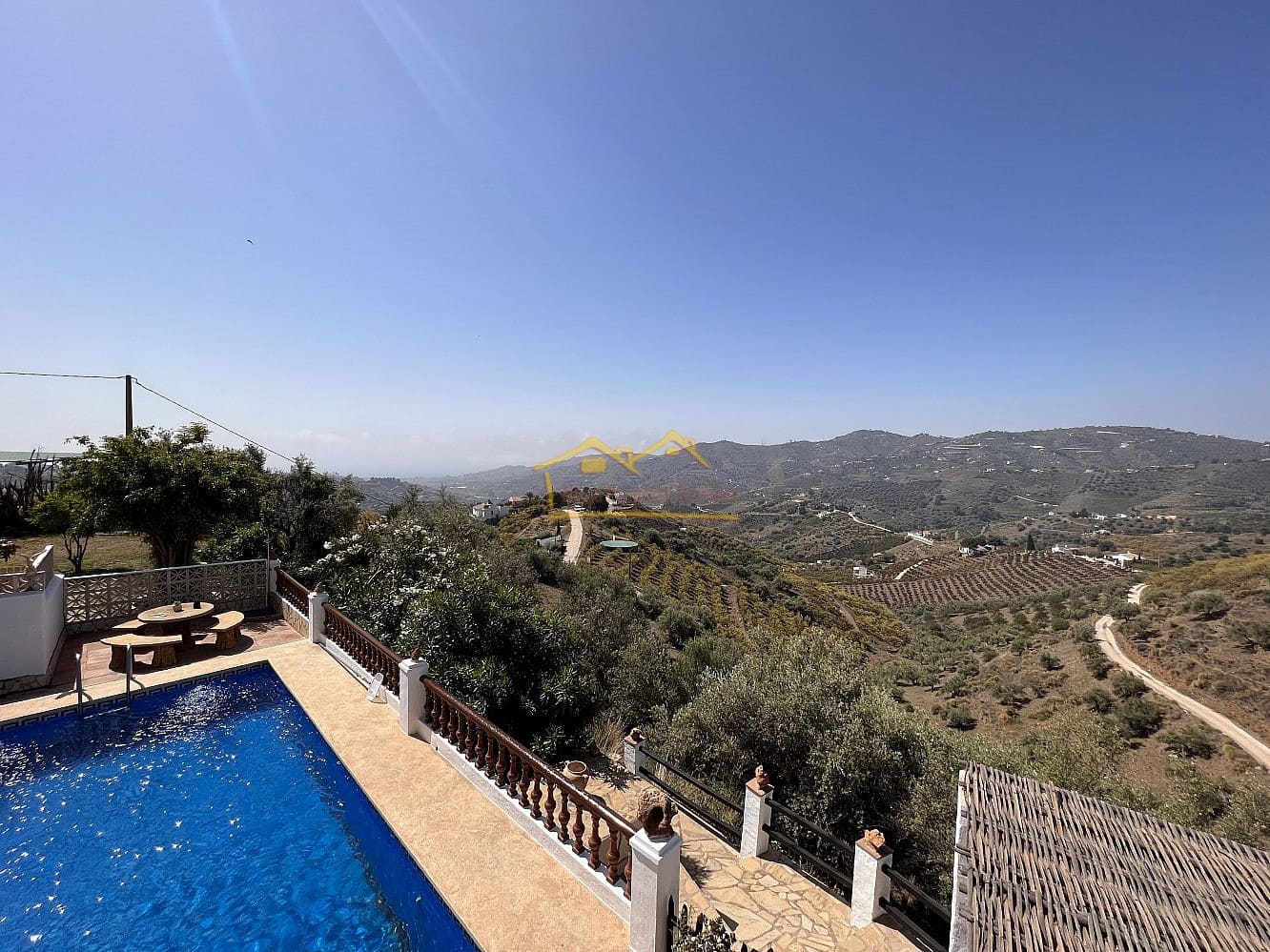 3 soveværelse Finca/Landehus til leje i Frigiliana med swimmingpool garage - € 1.600 (Ref: 7506503)