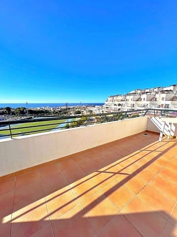 1 soveværelse Penthouse til leje i Centro, Nerja med swimmingpool garage - € 1.200 (Ref: 7506508)
