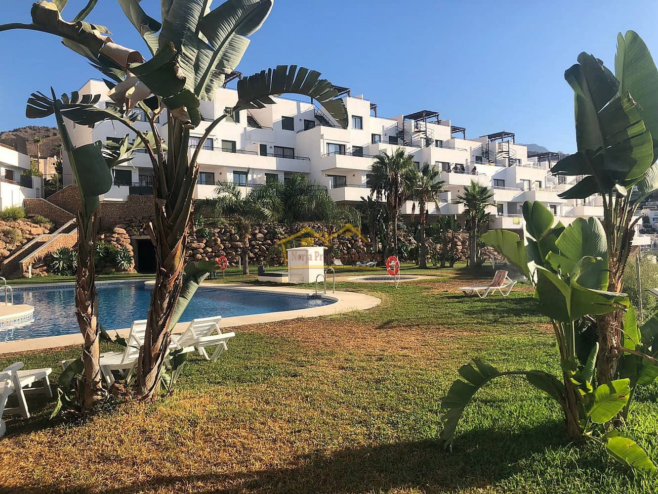 1 soveværelse Penthouse til leje i Nerja med swimmingpool garage - € 1.200 (Ref: 7506508)