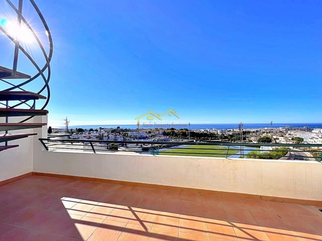 1 soveværelse Penthouse til leje i Centro, Nerja med swimmingpool garage - € 1.200 (Ref: 7506508)